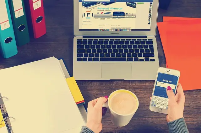 How to Network Effectively: Building Your Professional Circle